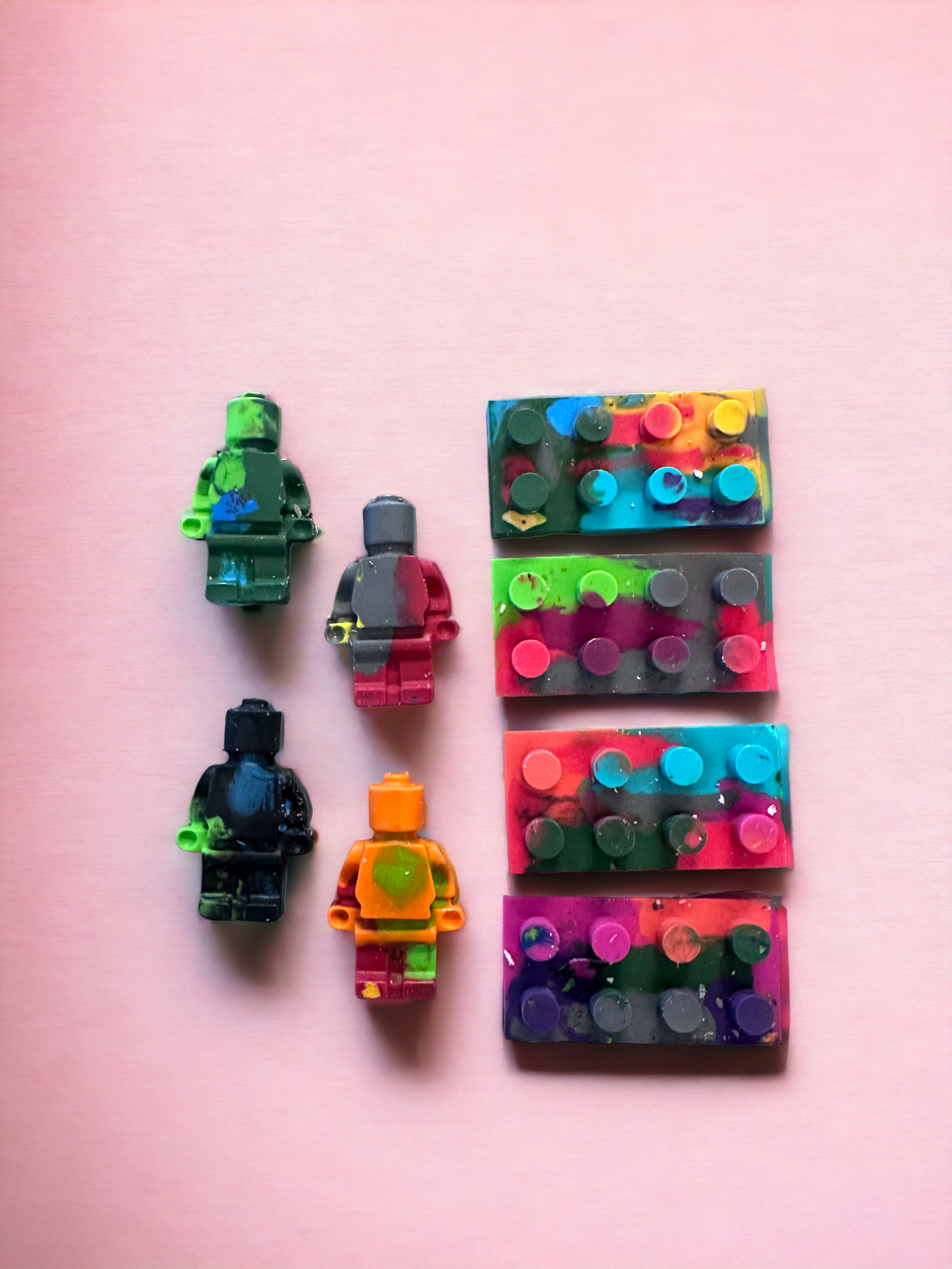 Building Bricks | Fun Crayon Pack