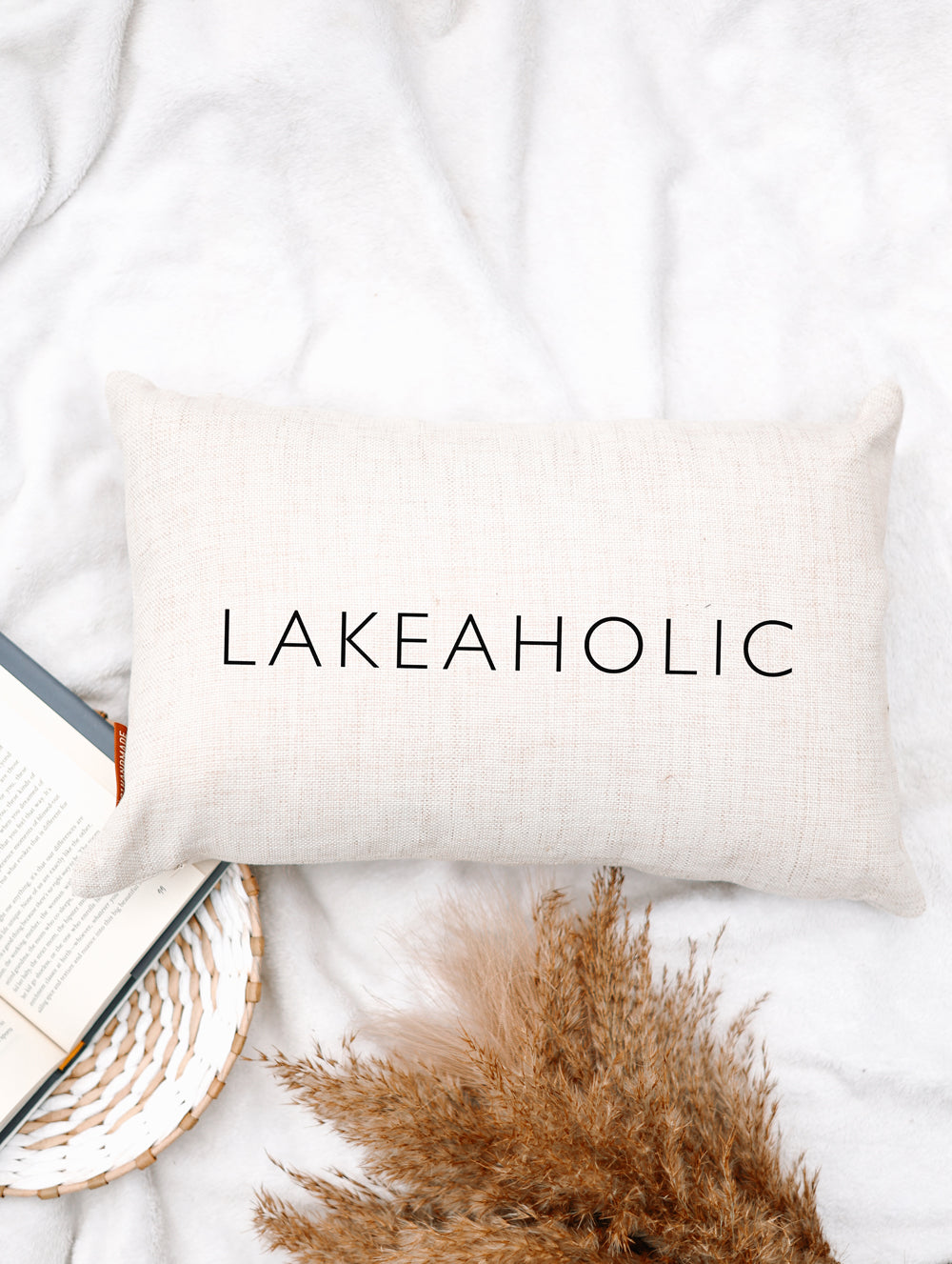 Lakeaholic Pillow