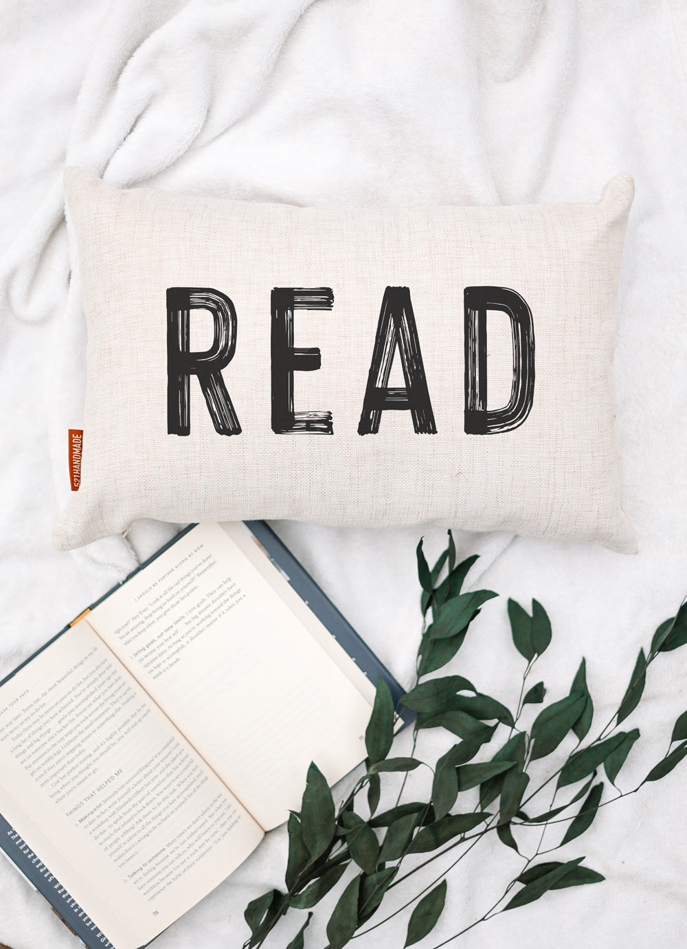 Book Pillow - READ